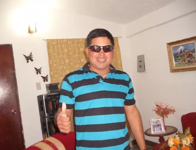 Hombre de 46 busca mujer para hacer pareja en Maracaibo, Venezuela